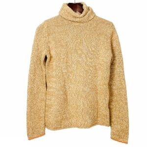 NWT•GAP• camel tan lamb’s wool turtleneck knit sweater size medium